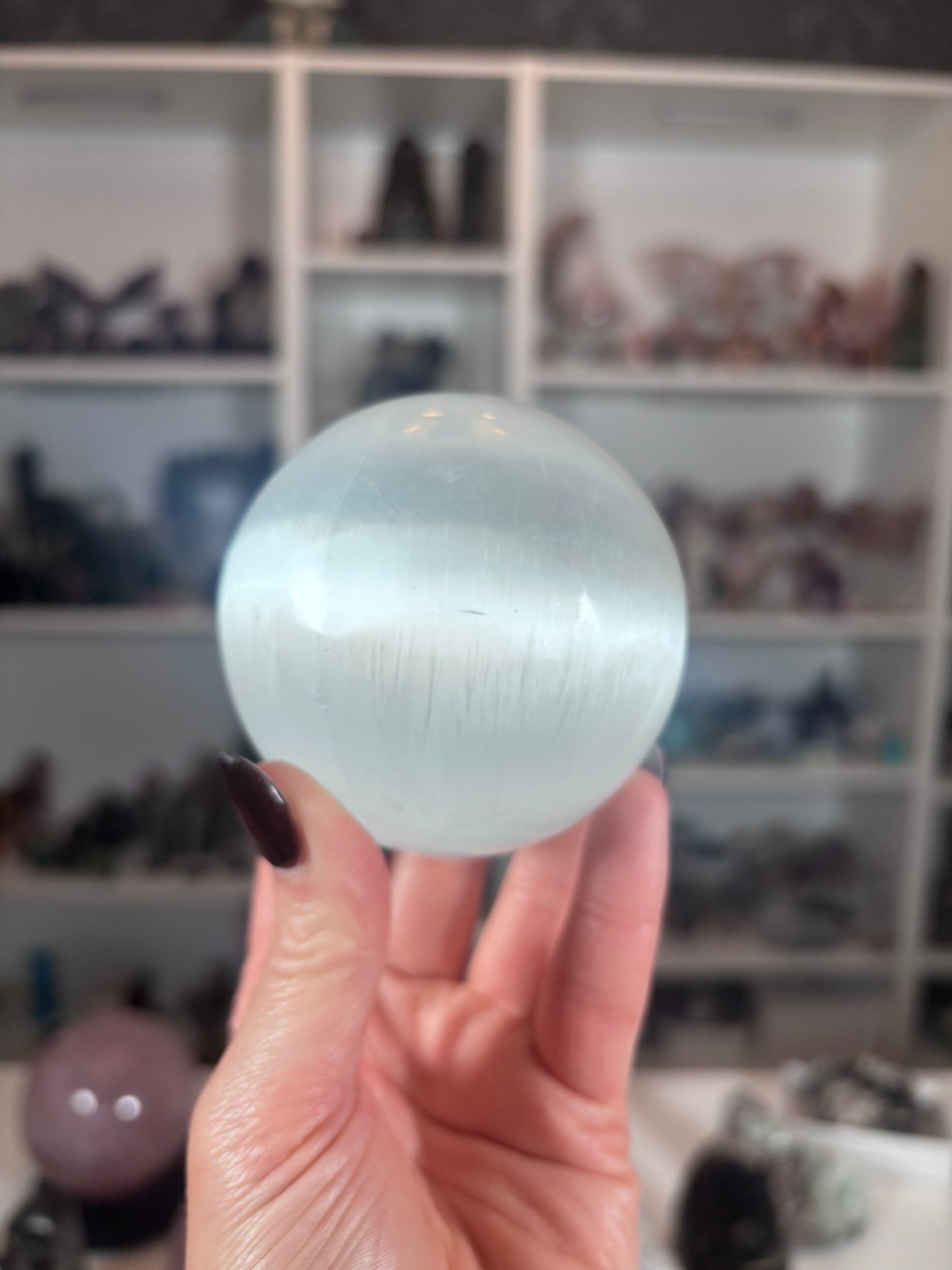 ๐ค Moroccan Selenite Sphere โ 556g 7.5cm ๐ค
