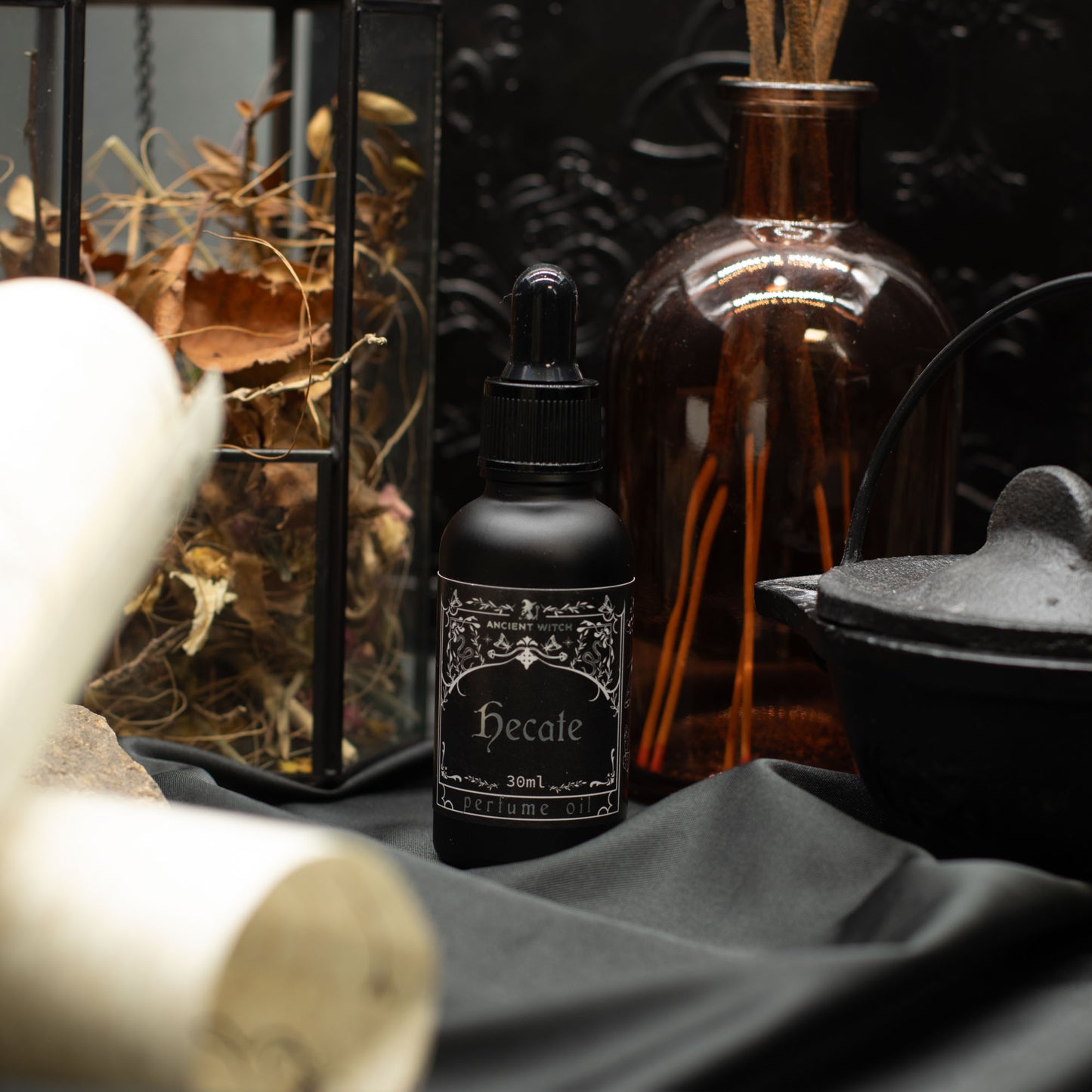Hecate Devotional Ritual Perfume Oil | Crystal Asylum Apothecary