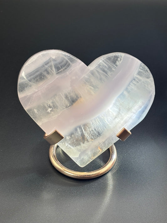 Lavender Fluorite Heart – Rare Soft Tone (280g)