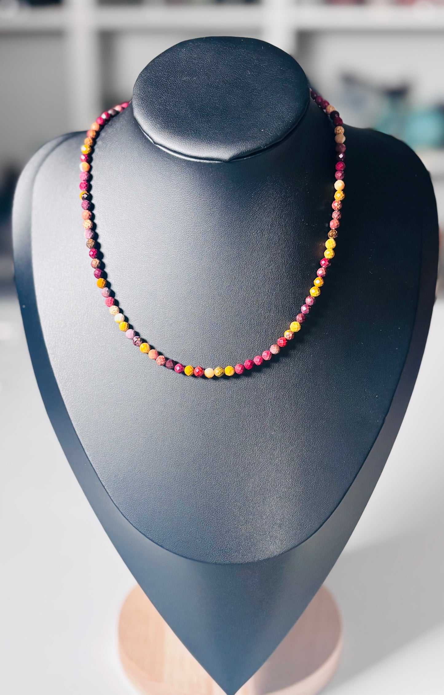 High Grade Faceted Mookaite Choker | 3mm Beads