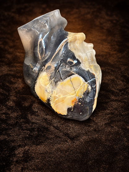 Volcano Agate Anatomical Heart Carving | UV Reactive