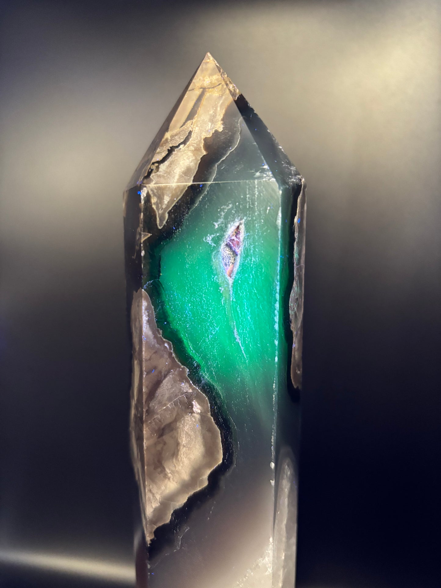 Volcano Agate Statement Tower – UV Reactive with Natural Plume Formations