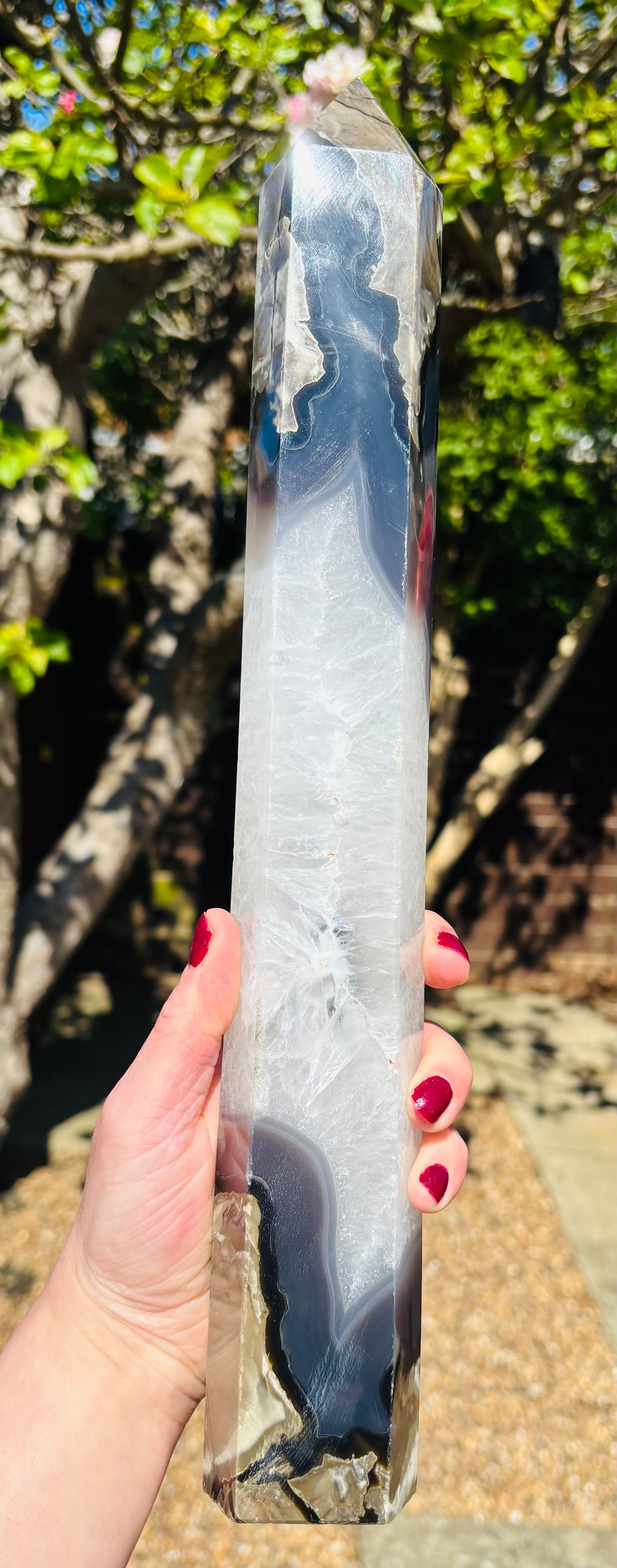 Volcano Agate Statement Tower – UV Reactive with Natural Plume Formations